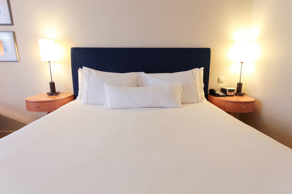 Rotterdam Marriott Hotel Zewnętrze zdjęcie A bed